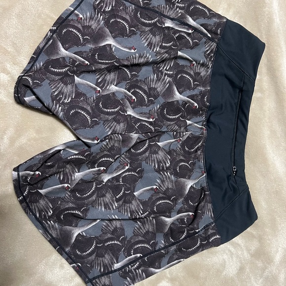 Oiselle long roga shorts - Picture 3 of 4